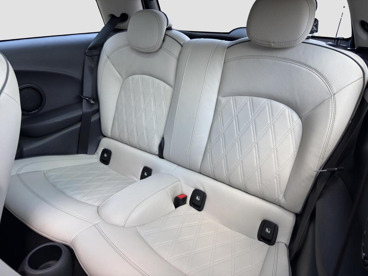 Mini 1.5 136cv Camden Premium Plus automatica Tetto 2023