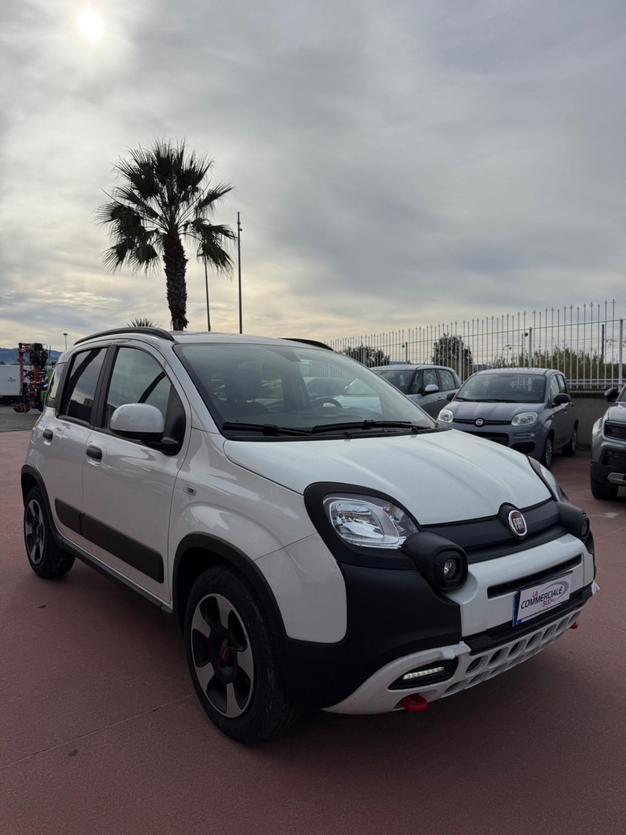 Fiat Panda 1.0 Hybrid CROSS