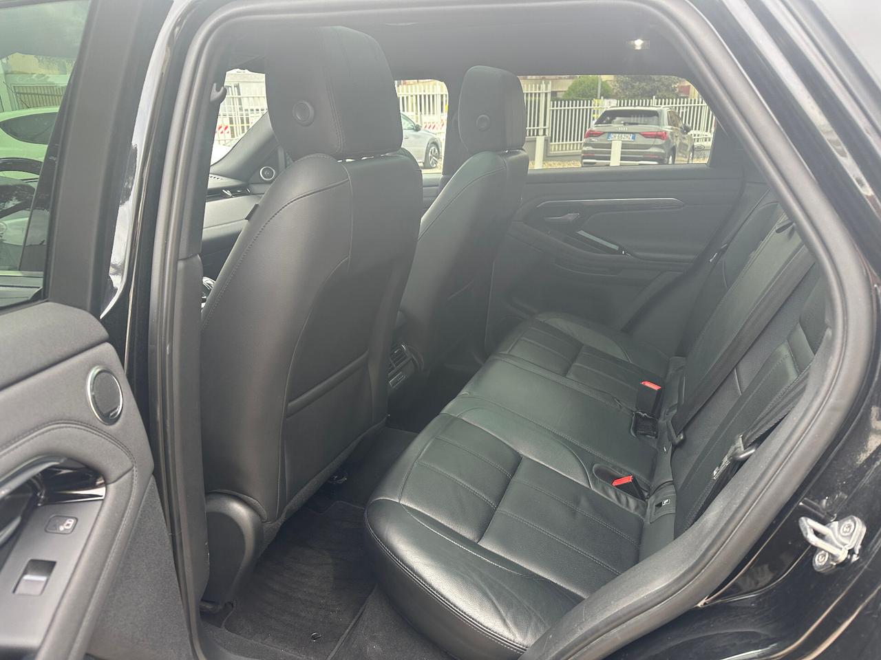 Land Rover Range Evoque 2.0D I4 240 CV AWD Auto R-Dynamic SE