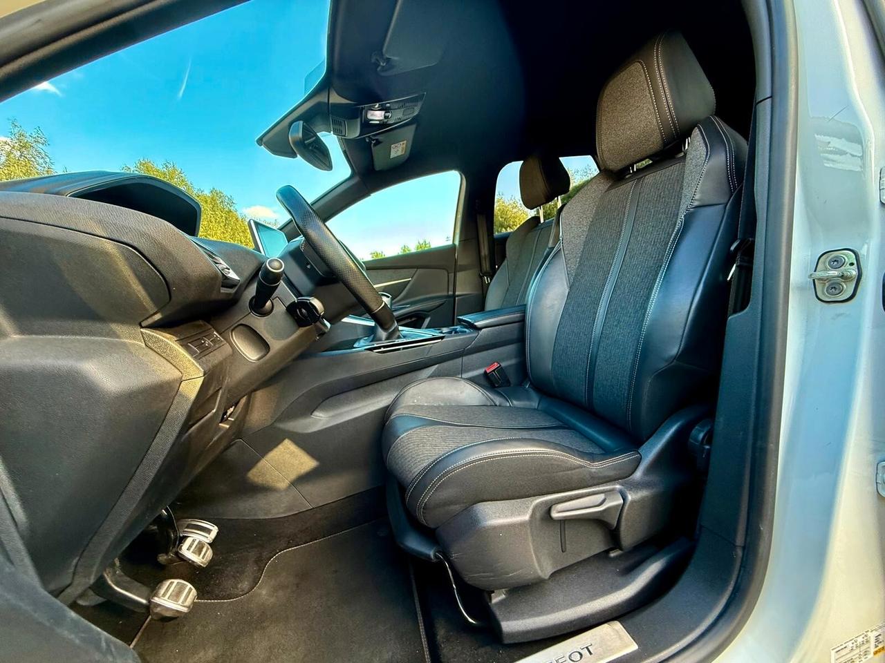 PEUGEOT 3008 BLUEHDi 120 S&S GT LINE