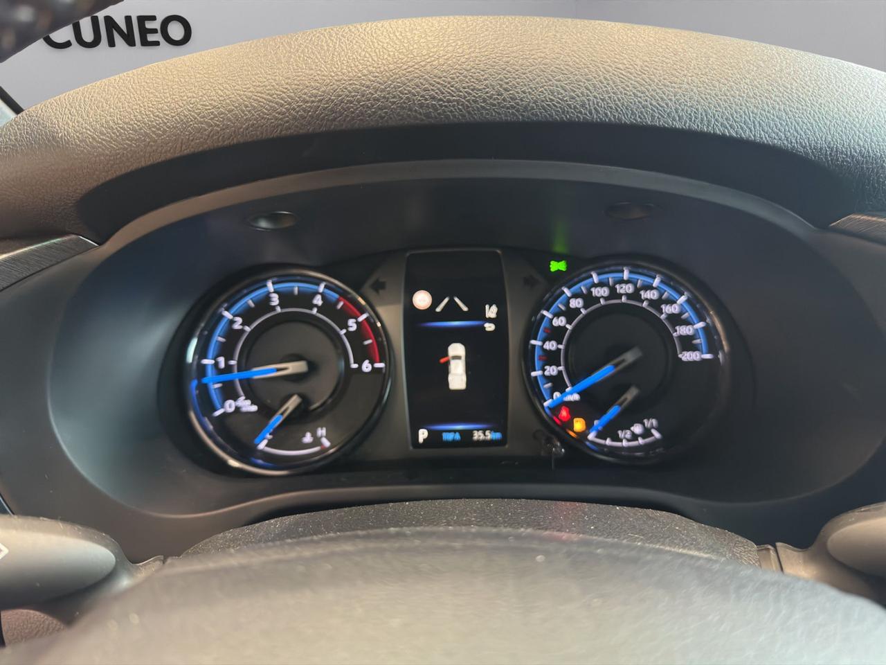 Toyota Hilux 2.8 d-4d 48V double cab Invincible