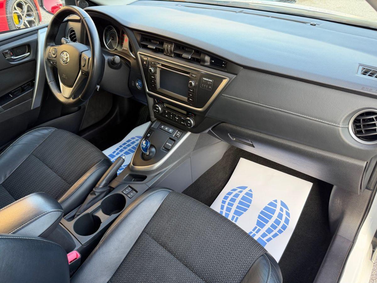 TOYOTA - Auris - TS 1.8 Hybrid Lounge #TAG.TOYOTA
