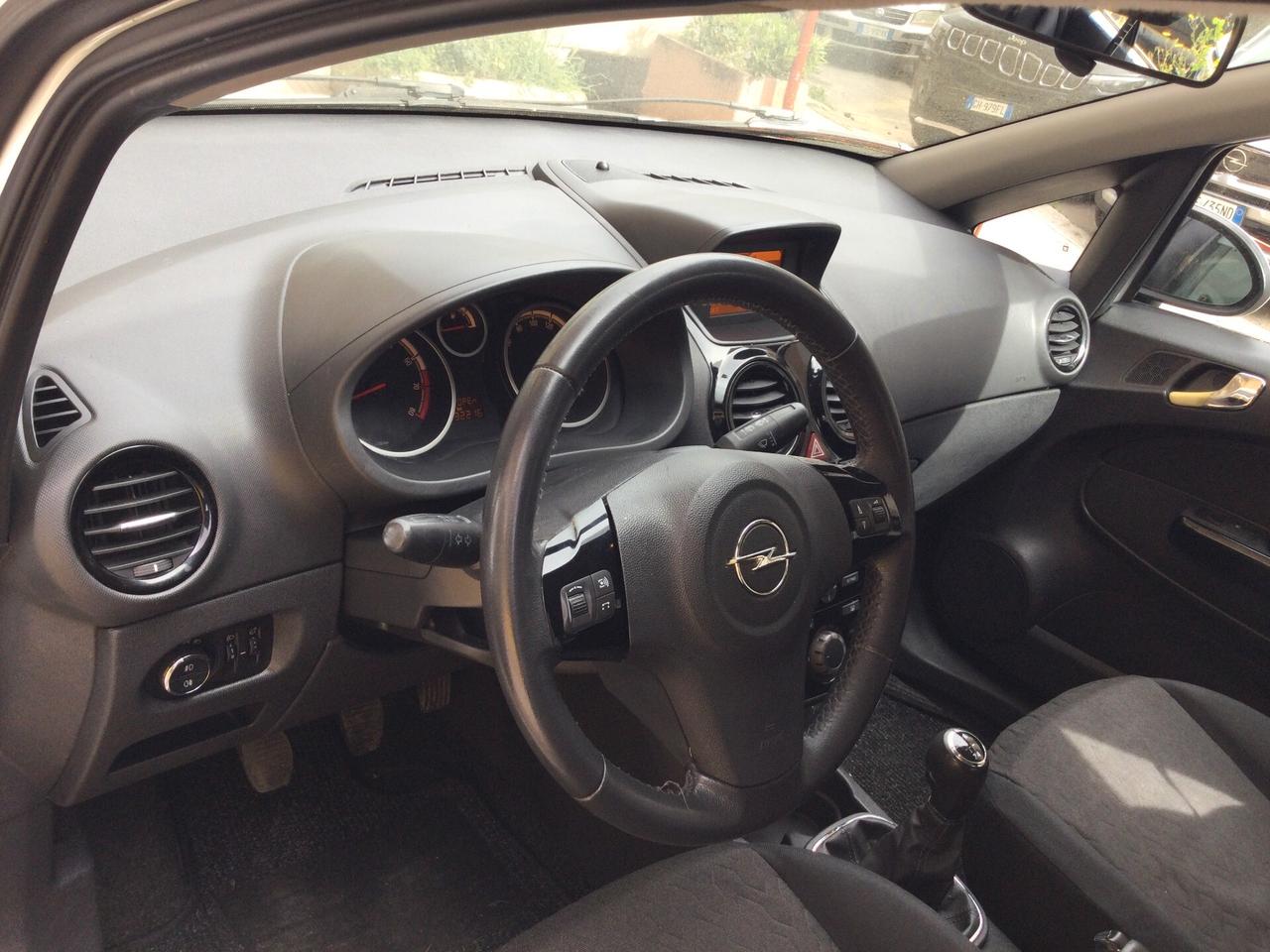 Opel Corsa 1.2 85CV 5 porte GPL-TECH Edition