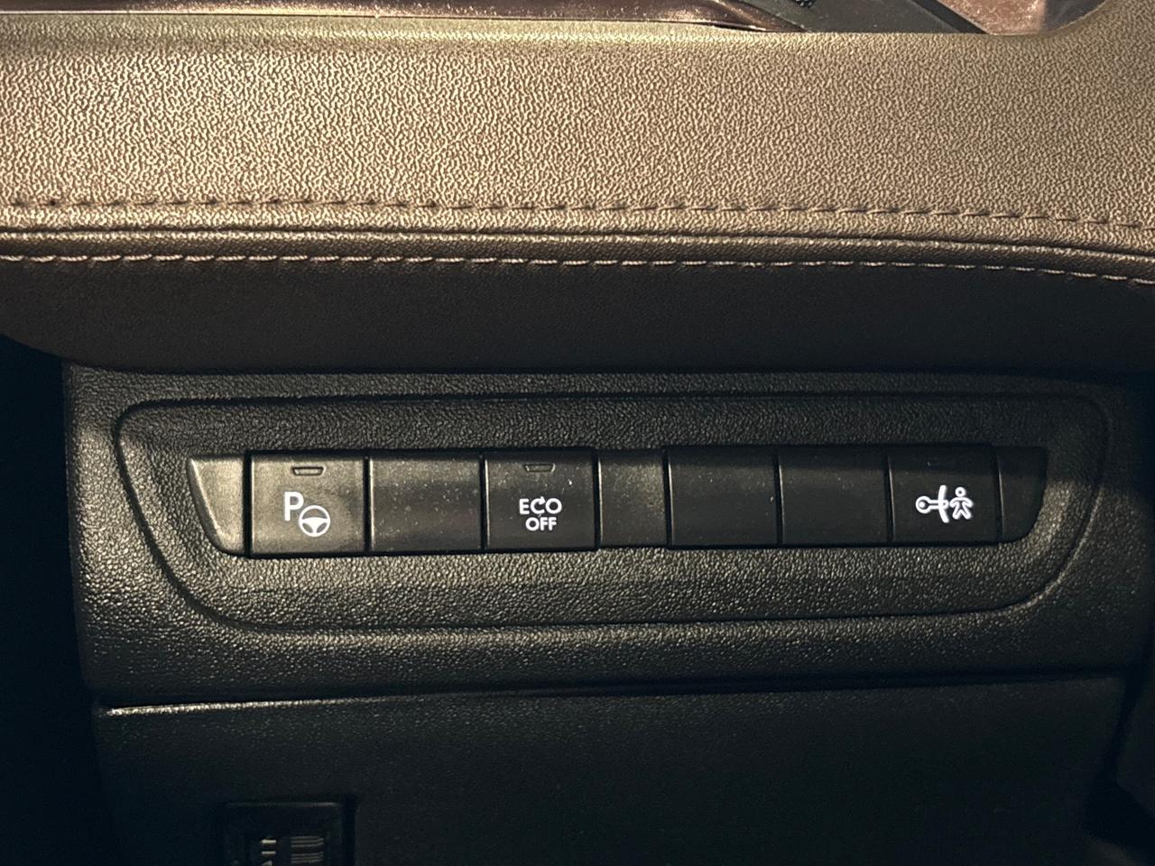 Peugeot 2008 1.6 e-HDi Féline FULL OPT. GANCIO TRAINO