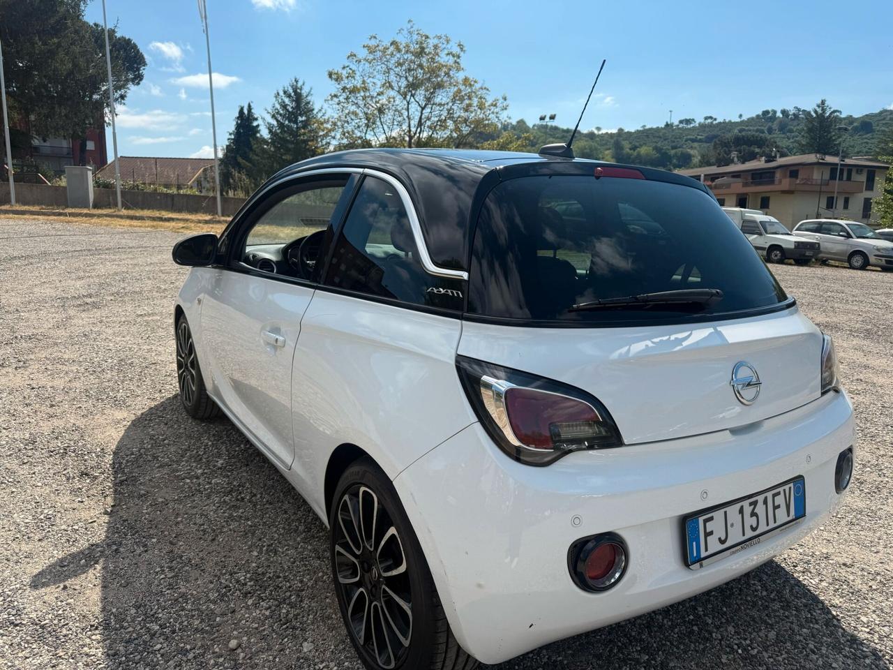Opel Adam 1.2 70 CV Jam