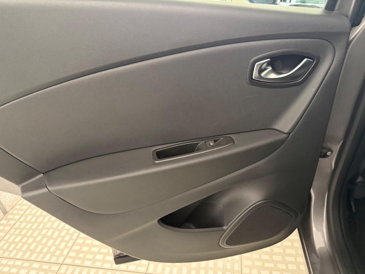 Renault Captur TCe 150 CV EDC FAP Initiale Paris
