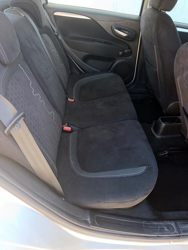 Fiat Punto 1.4 8V 5 porte METANO CASA MADRE