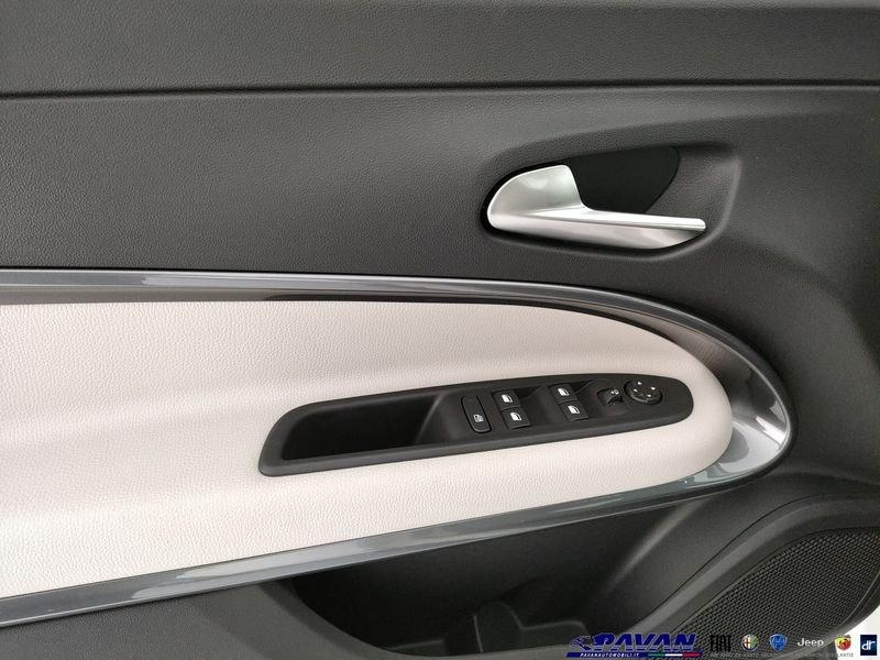 FIAT 600 1.2 Hybrid 110cv La Prima