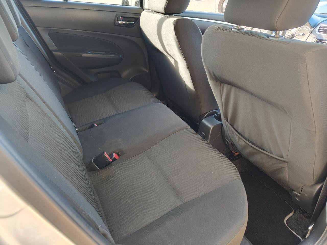 Suzuki Swift 1.3 DDiS 5 porte B-Top