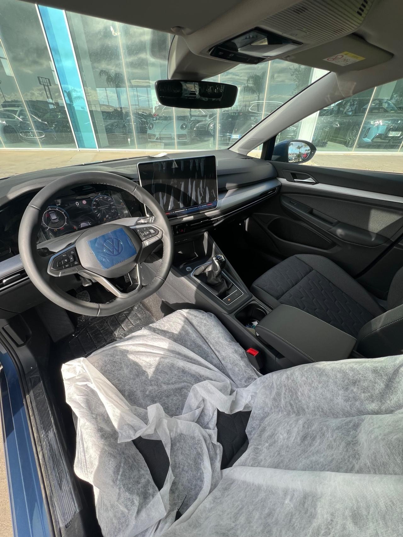 Volkswagen Golf 1.5 tsi 115cv possibilità noleggio no scoring