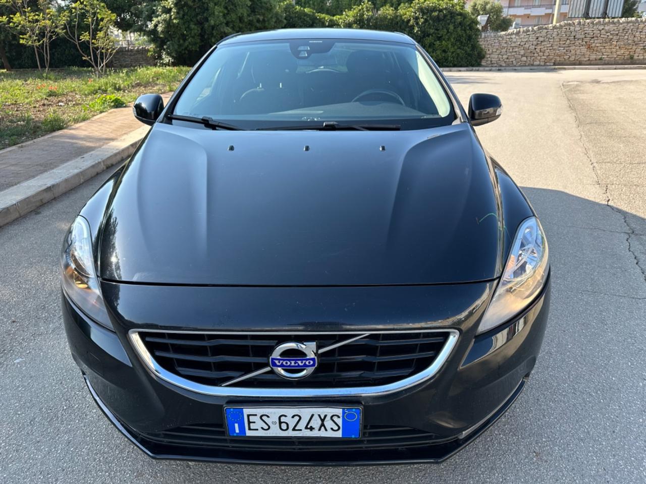 Volvo V40 D3 Kinetic 1.6 DIESEL 2013 - NAVI, MANUALE