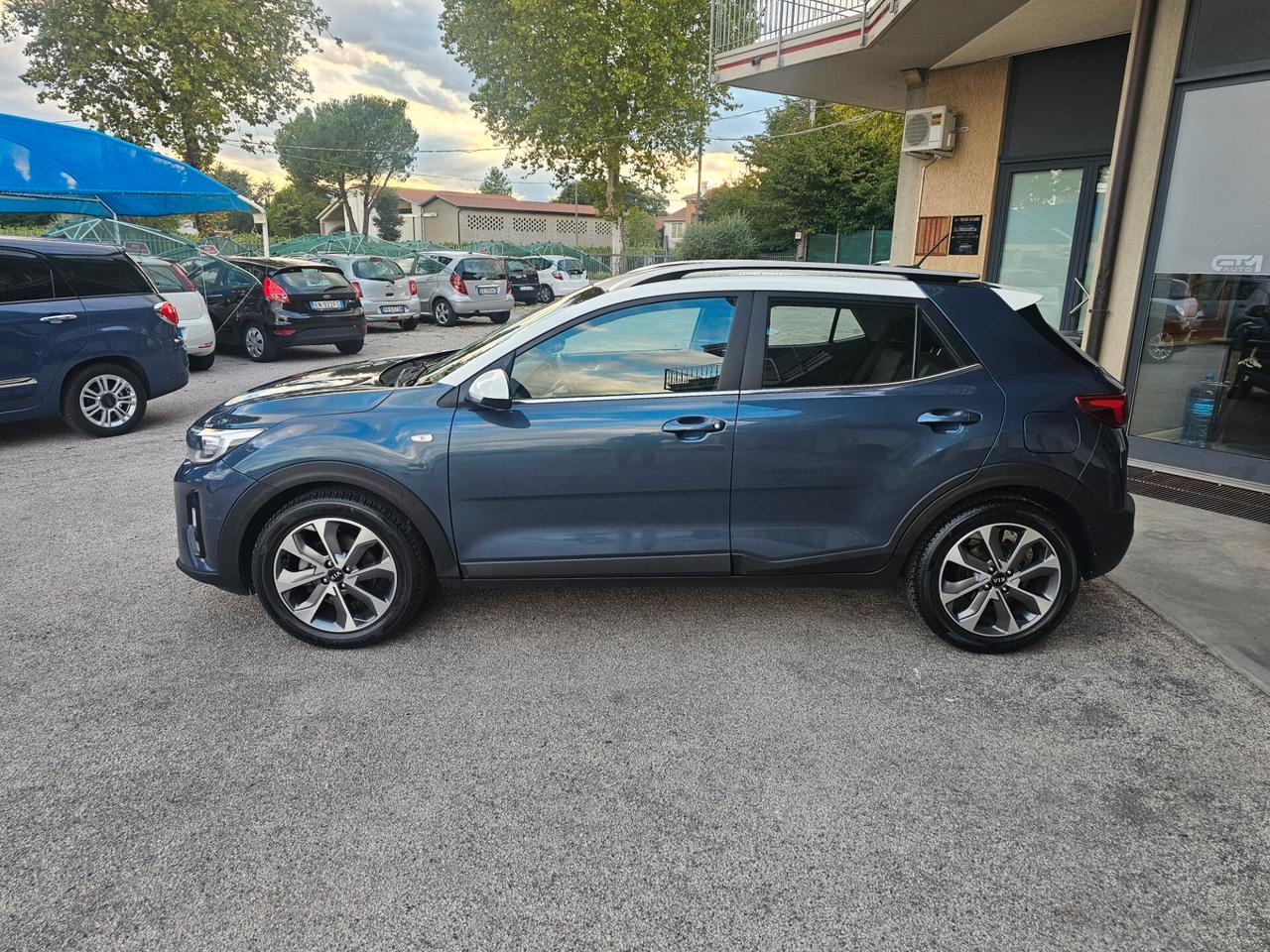 Kia Stonic 1.4 MPI 100 CV Style - Neopatentati