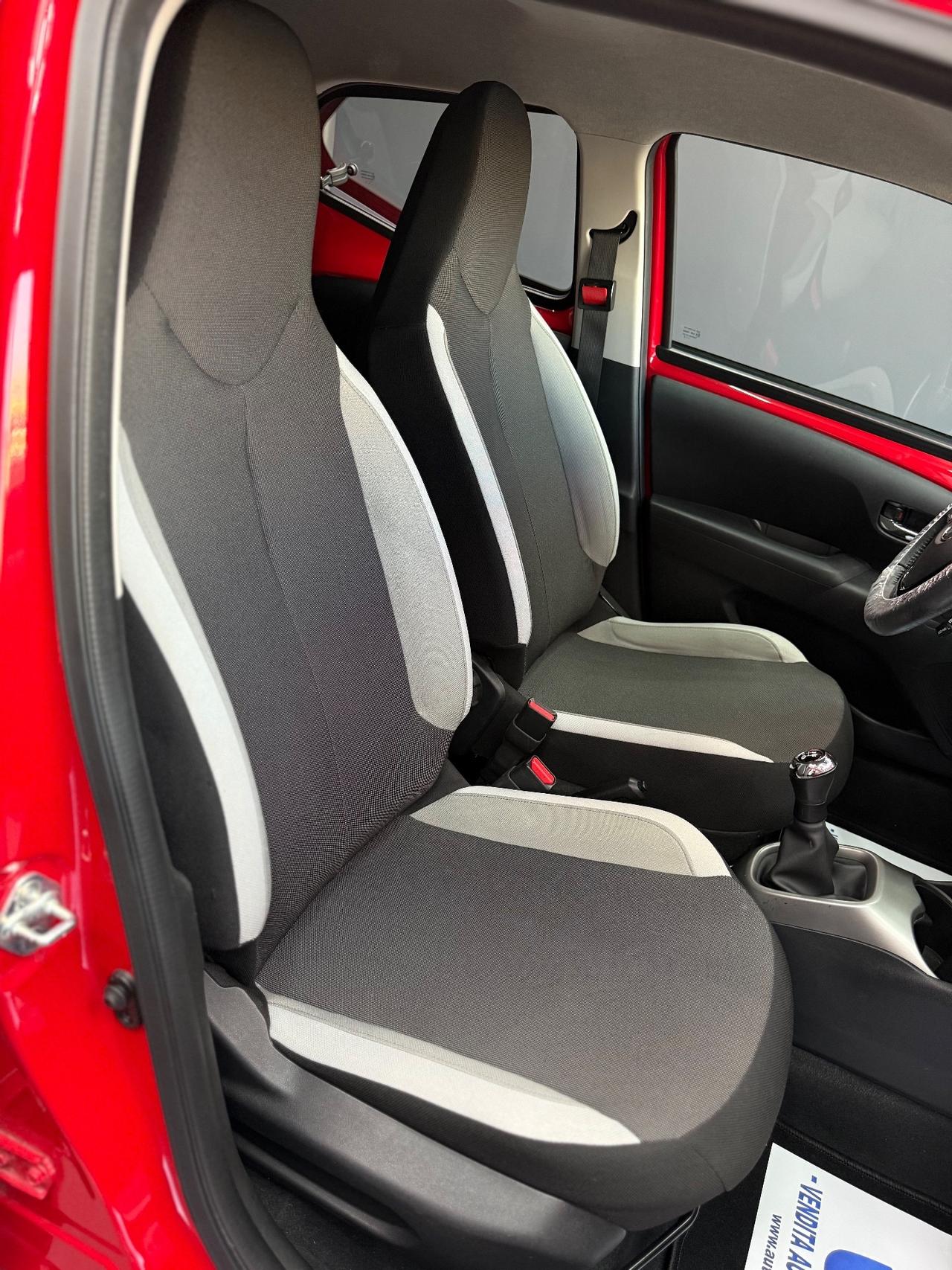 Toyota Aygo 1.0 VVT X-WAVE 2018 20000 KM