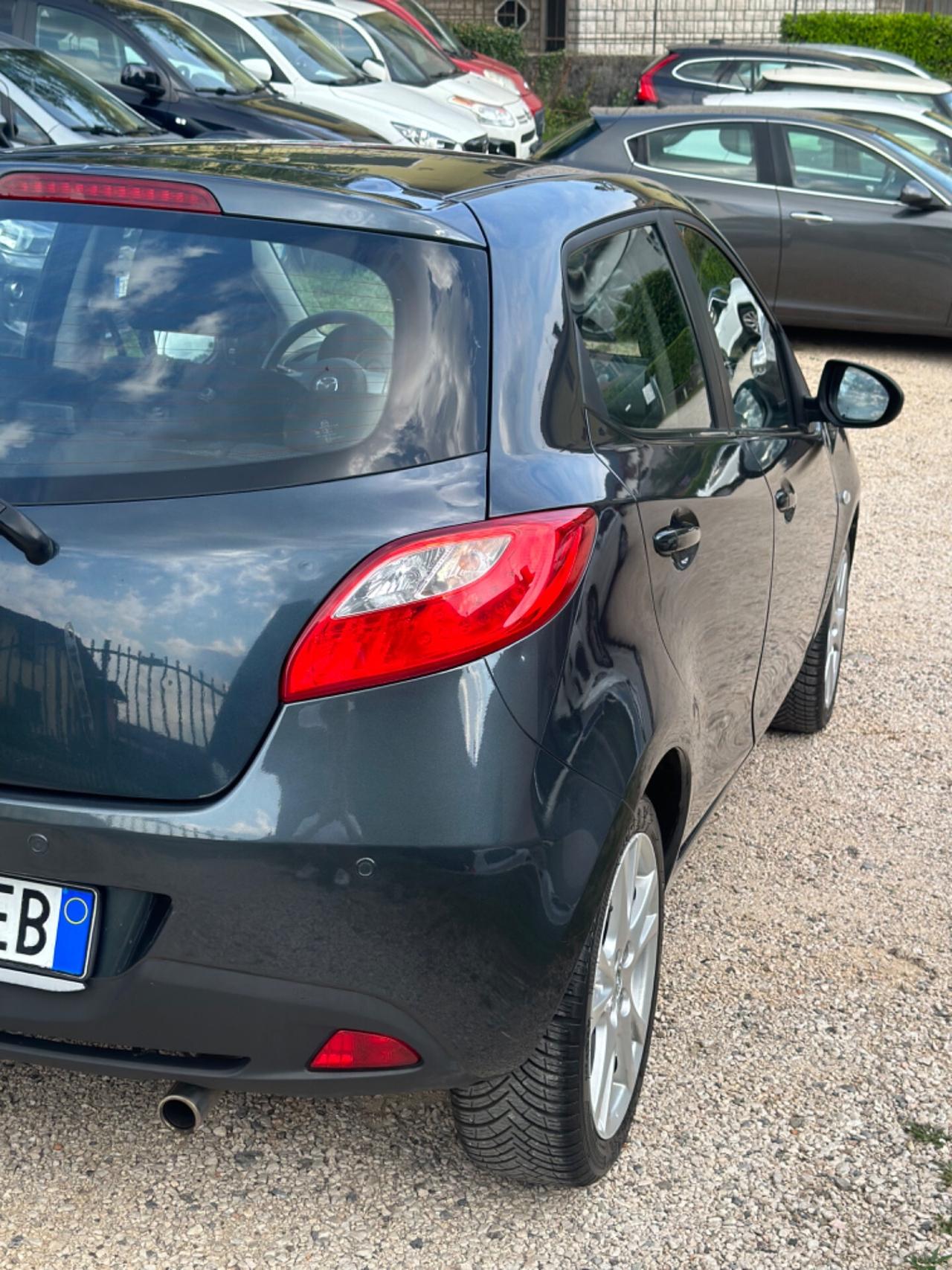 Mazda 2 1.3 16V 75CV 5P PLAY KMCERT NEOPAT UNICOPR