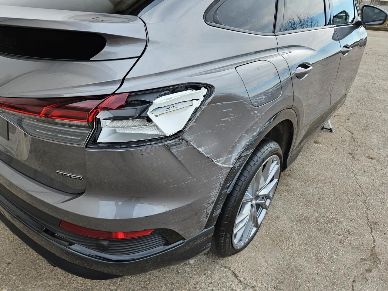 Audi Q4 e-tron SPB Sportback 45 S line quattro 265cv - START