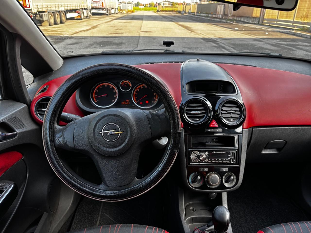 Opel Corsa 1.2 5 porte Enjoy