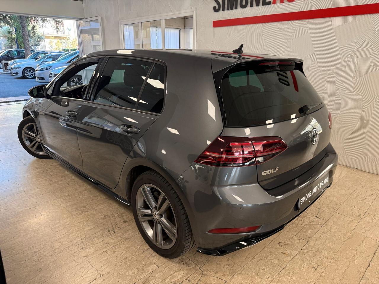 Volkswagen Golf 1.6 TDI 115 CV 5p. Executive BlueMotion Technology R-Line