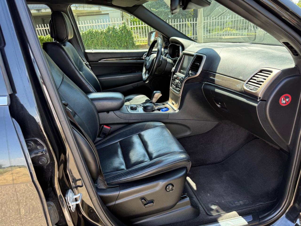 Jeep Grand Cherokee 3.0 V6 CRD 250 CV Multijet II Overland