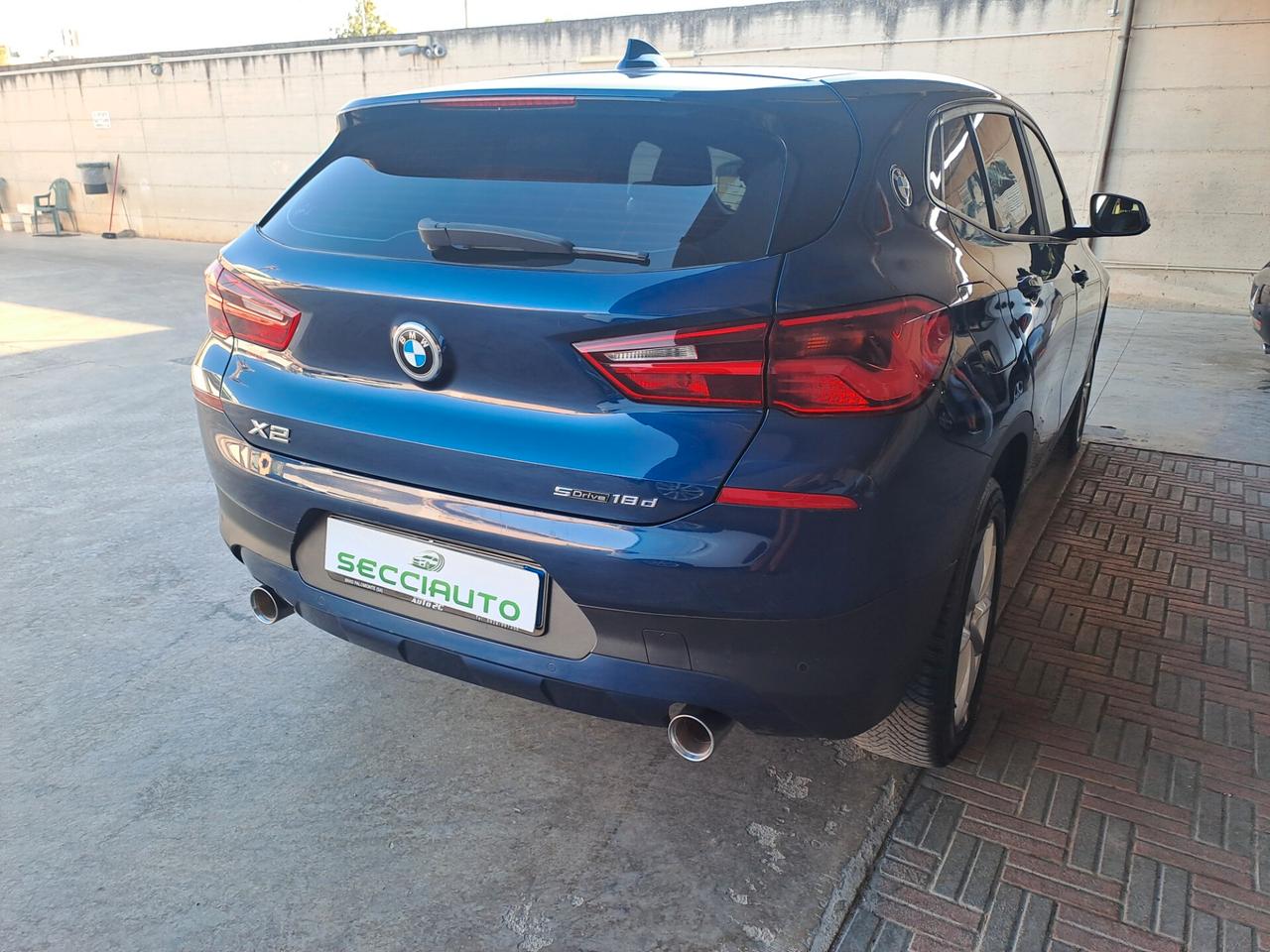 Bmw X2 sDrive18d Business-X
