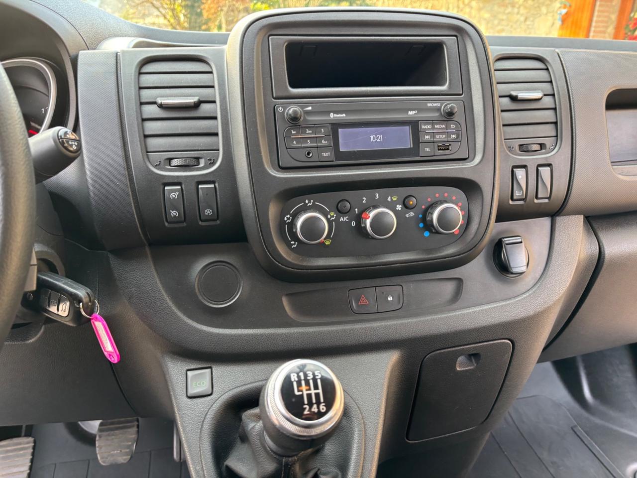 Renault Trafic T27 2.0 dCi 120CV 6 POSTI - 05/2021