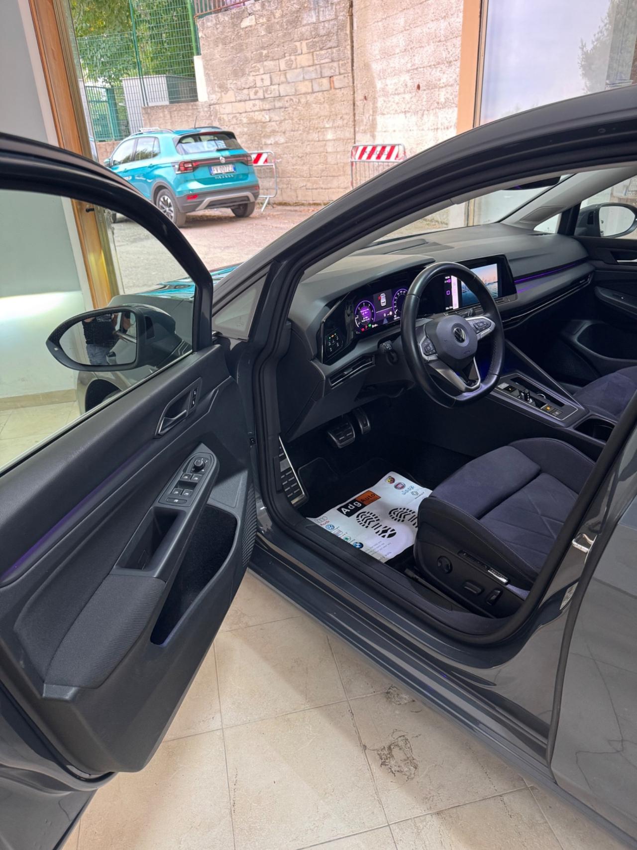 Volkswagen Golf 2.0 TDI DSG Style 150cv Led navi