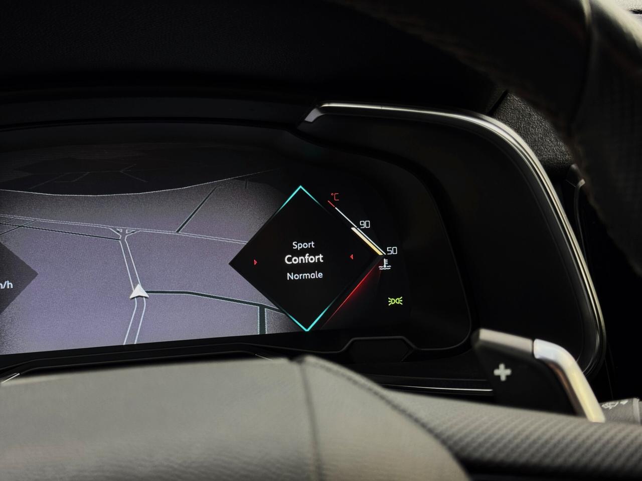 DS 7 Crossback 2.0 BlueHDi Performance Line 177CV AT8