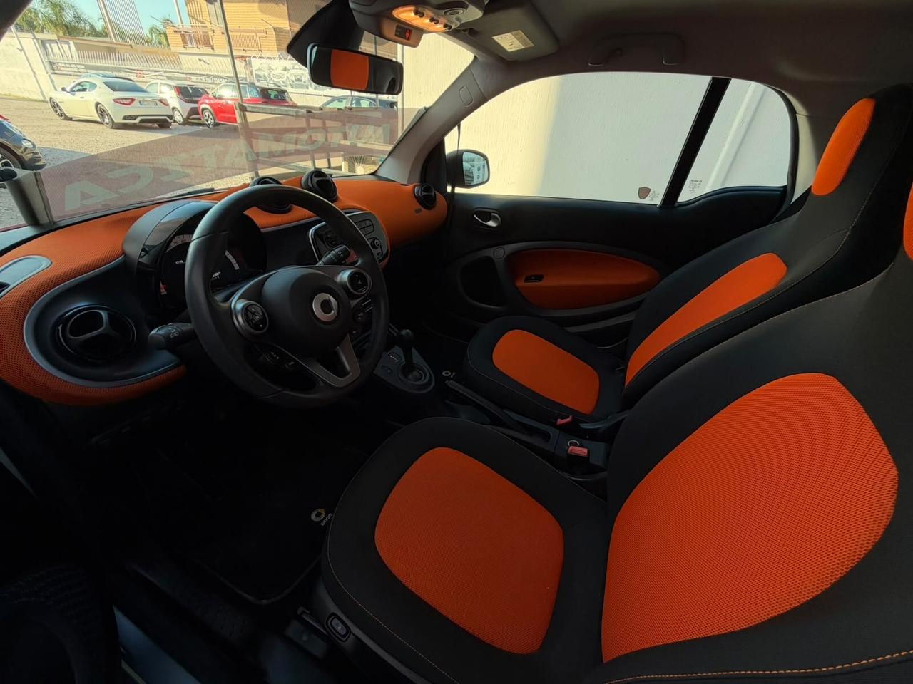 Smart ForTwo 2016 1.0 twinamic Passion AUTOMATICA LEGGI!