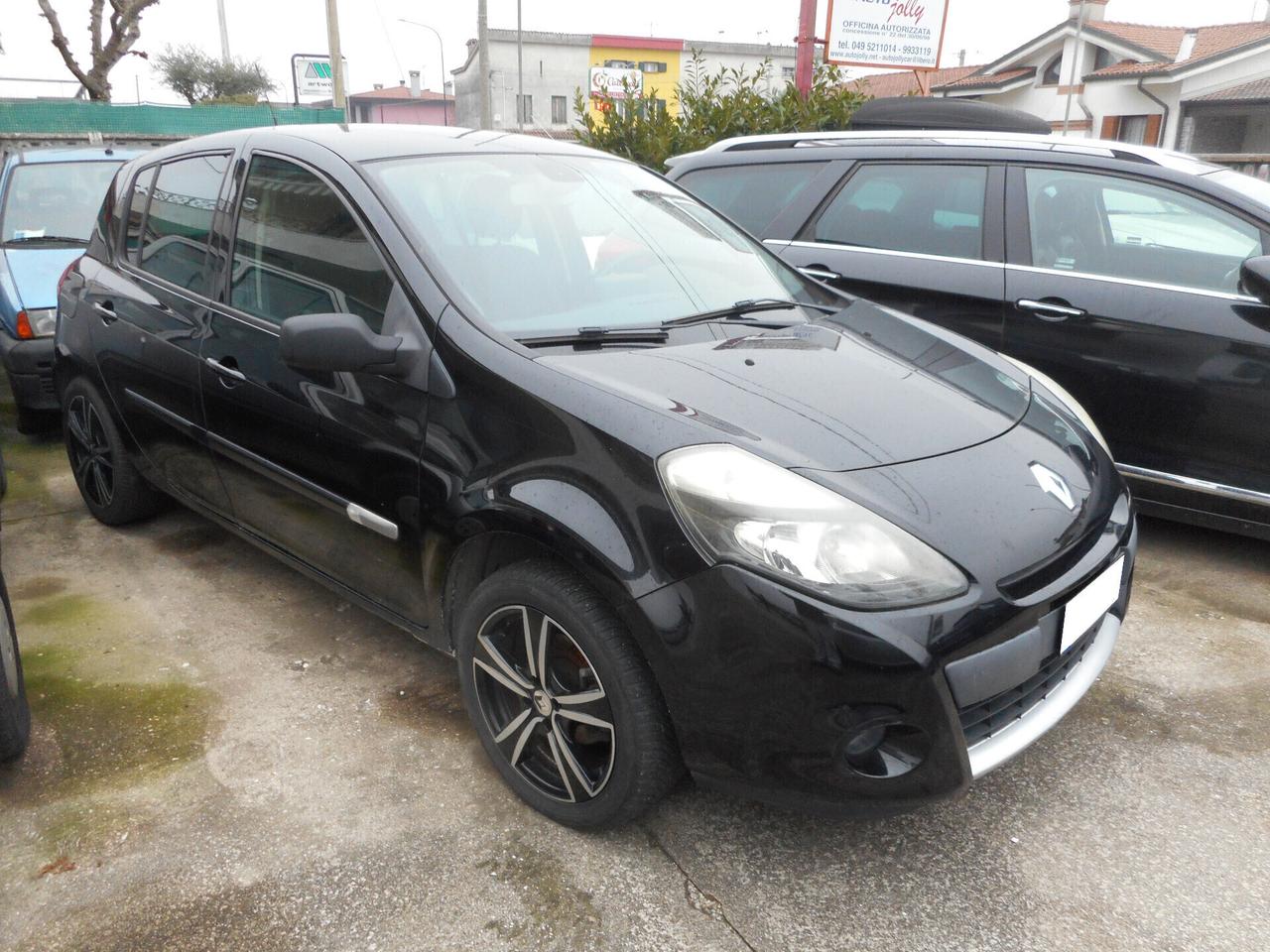 Renault Clio (Unico Proprietario)