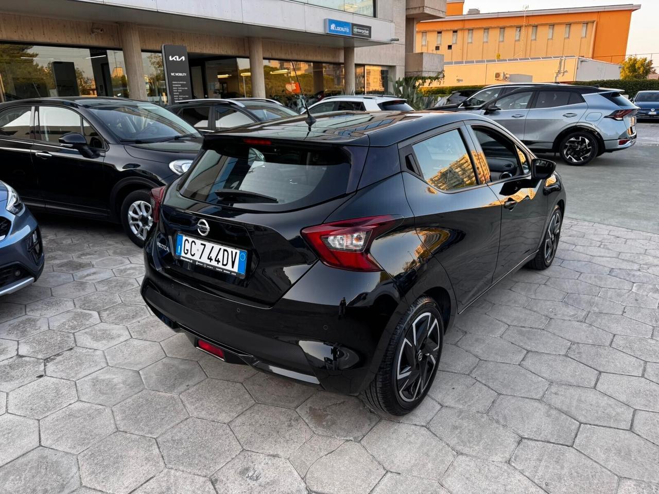 NISSAN MICRA 1.0 BENZINA 92 CAVALLI MANUALE
