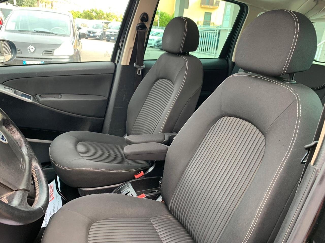 Lancia MUSA 1.4 Argento Ecochic GPL