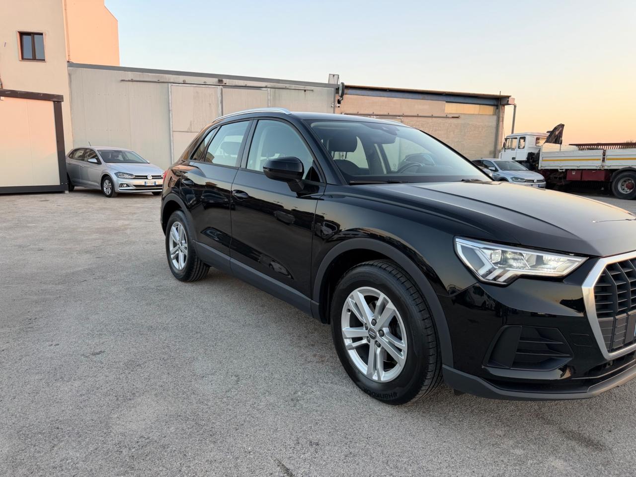 AUDI Q3 2.0 TDI 150CV STRONIC FULL LED MATRIX MY19