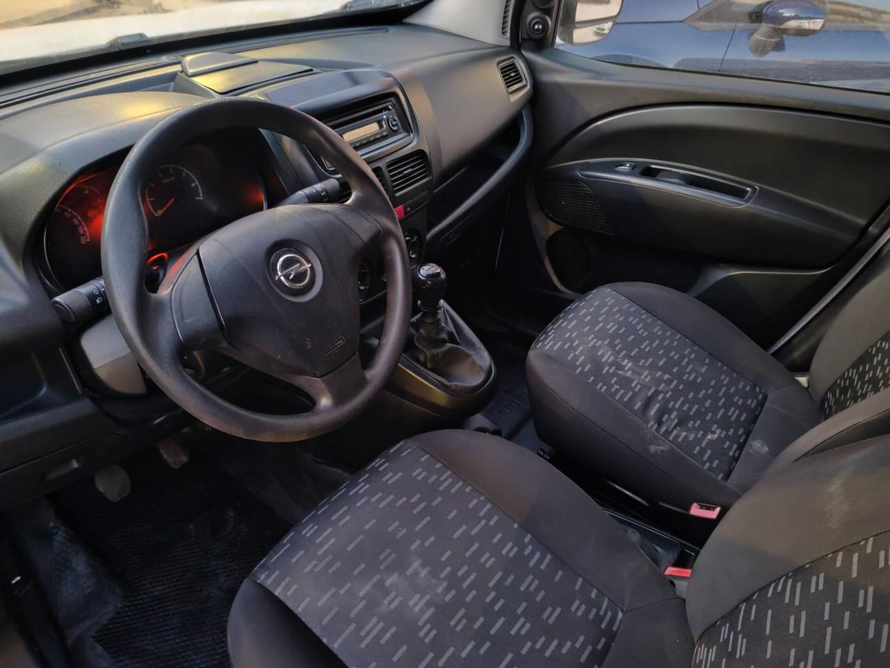 Opel COMBO 1.6 MJT 105 CV