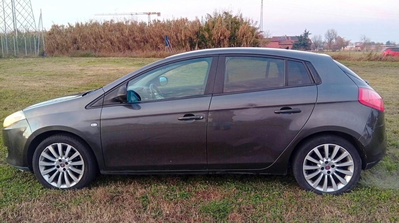 Fiat Bravo 1.4 90cv Iniettori GPL Distrib e Friz Nuova.