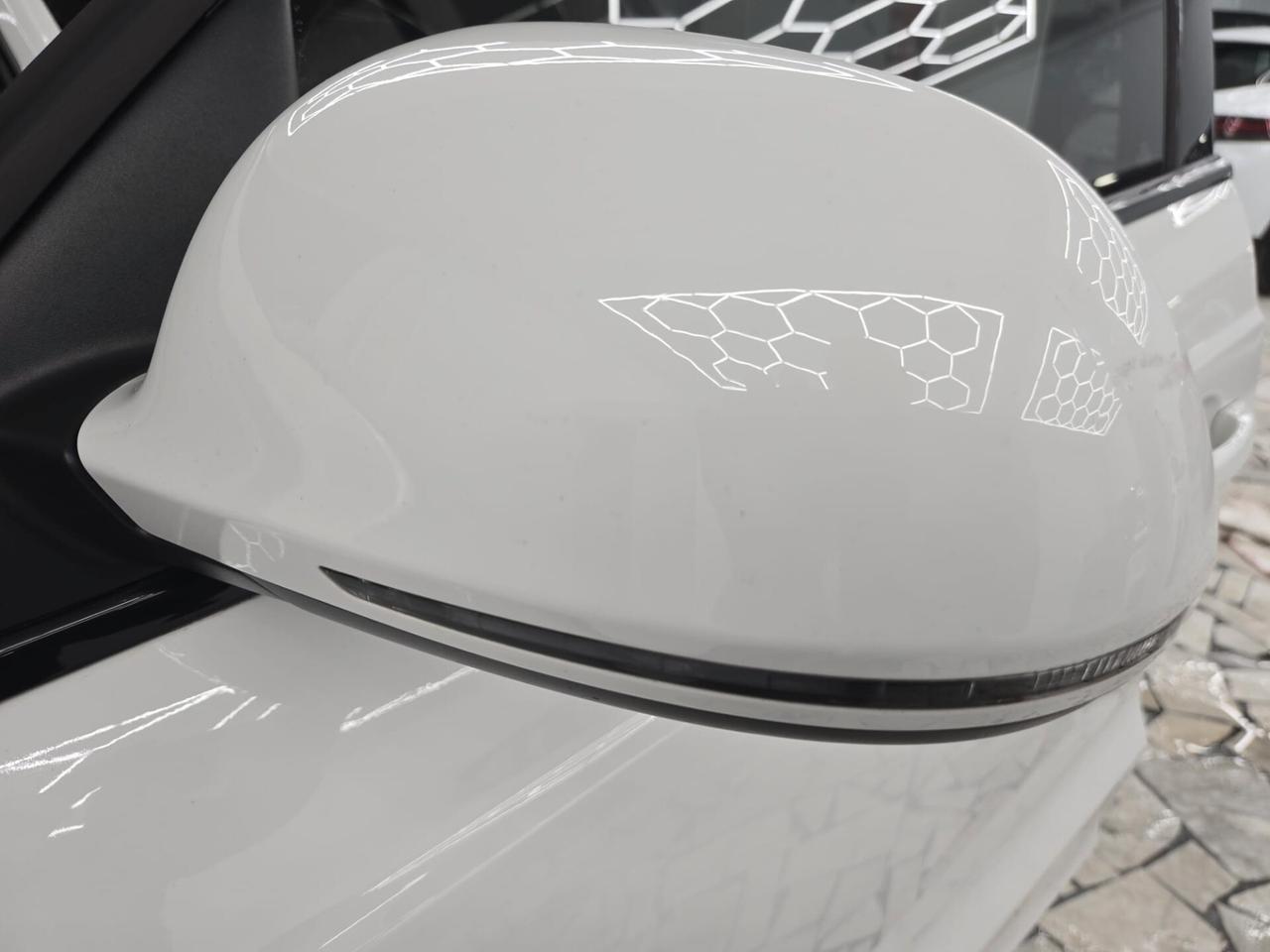 Audi Q3 2.0 TDI 120 CV S tronic Young