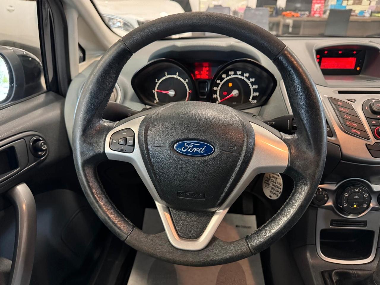 Ford Fiesta 1.2 BENZINA 82CV NEOPATENTATI 2009