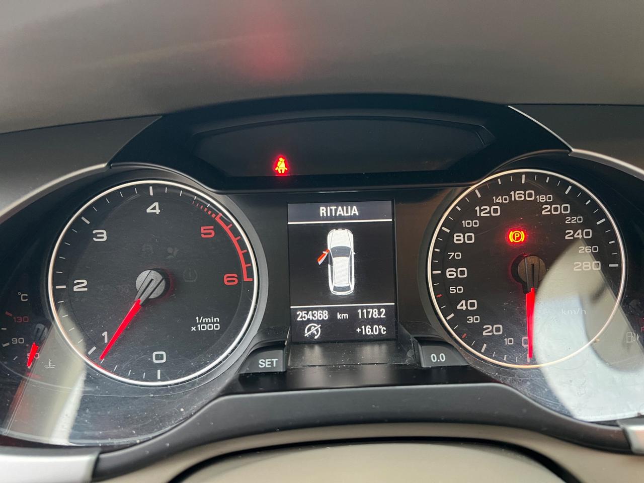 Audi A4 Avant 2.0 TDI 143CV F.AP. quattro