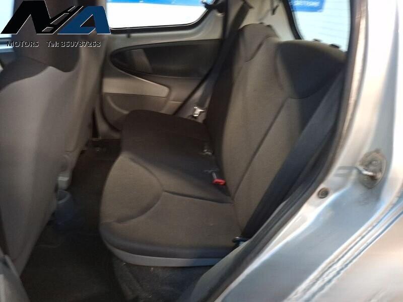 Toyota Aygo 1.0 12V VVT-i 5 porte Sol FRIZIONE NUOVA 0KM