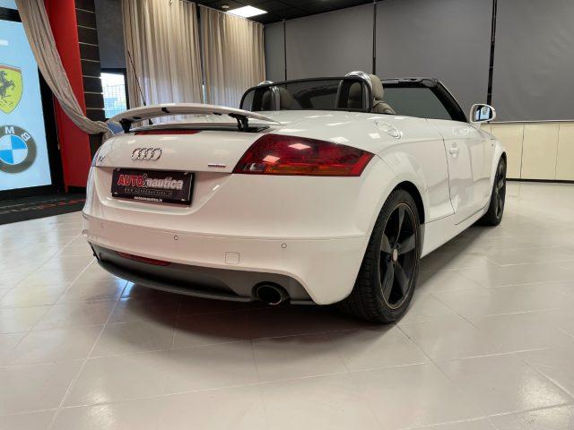 AUDI TT Roadster 3.2 V6 quattro S tronic