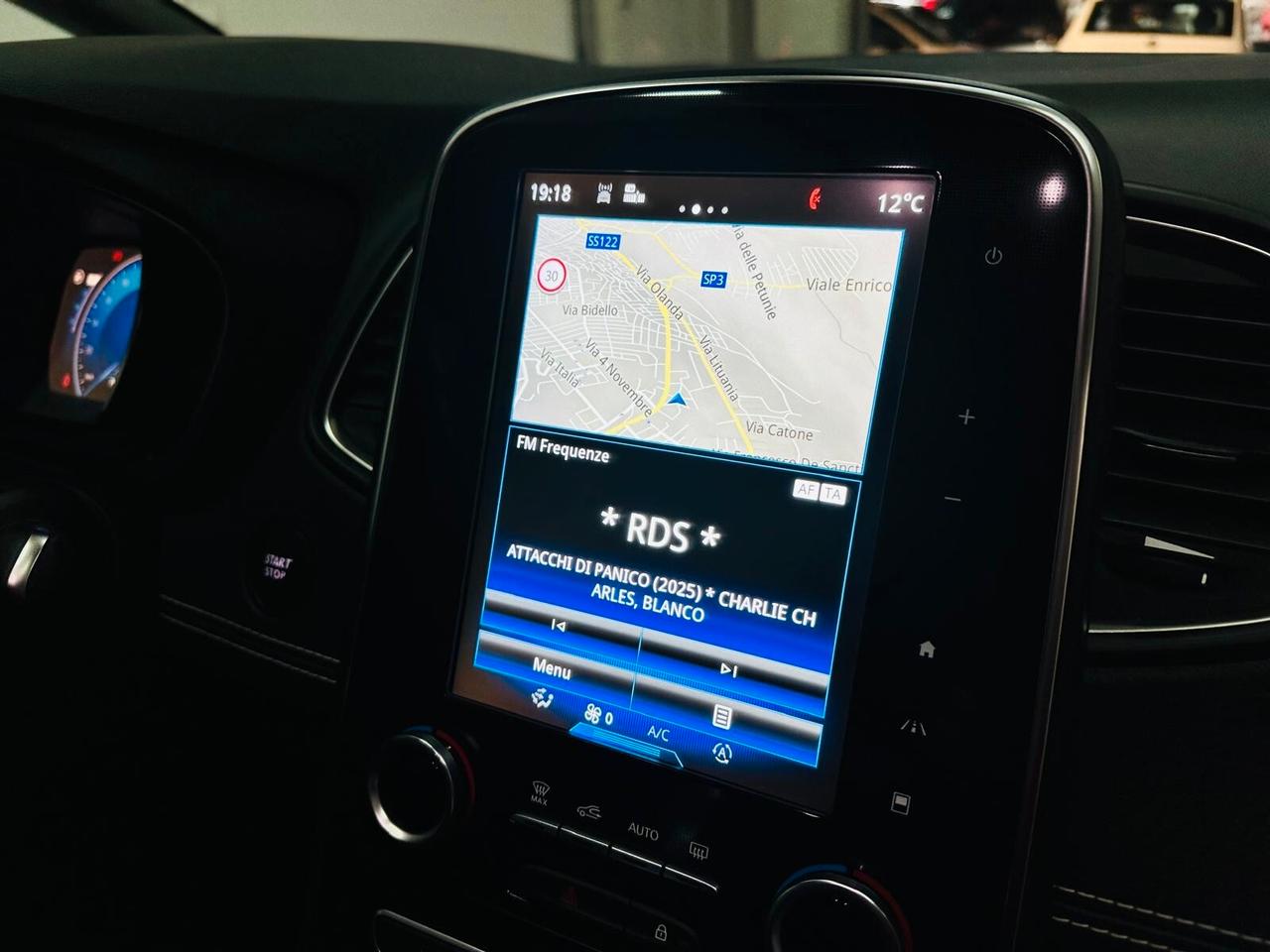 Renault Grand Scenic dCi 110 CV EDC Energy Intens BOSE Edition