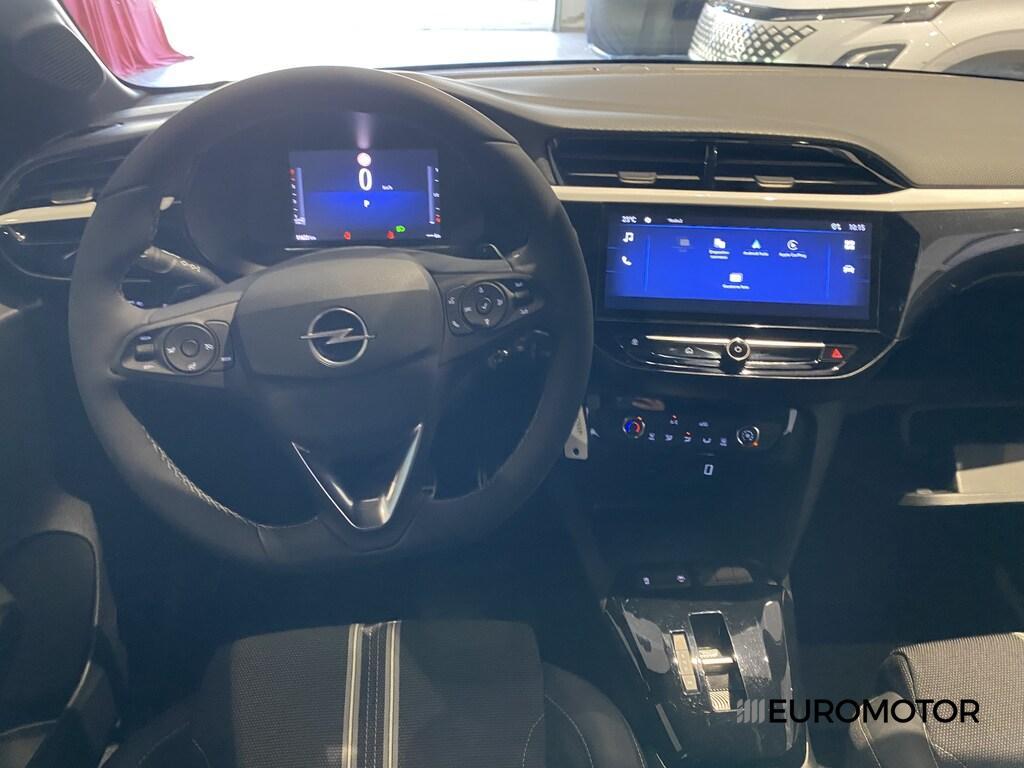 Opel Corsa 1.2 GS AT8