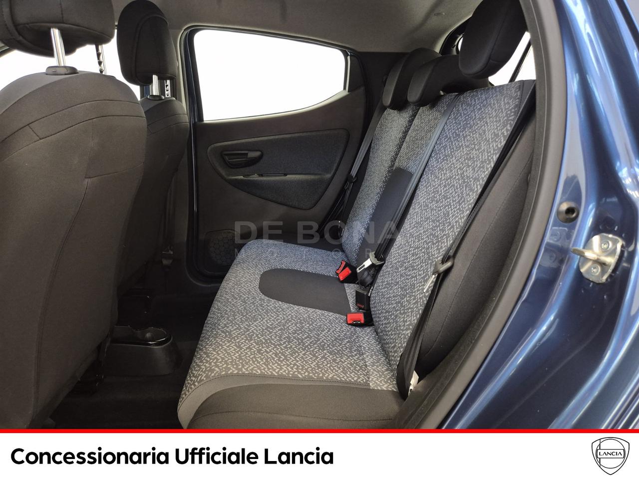 Lancia Ypsilon 1.0 firefly hybrid silver s&s 70cv 5p.ti