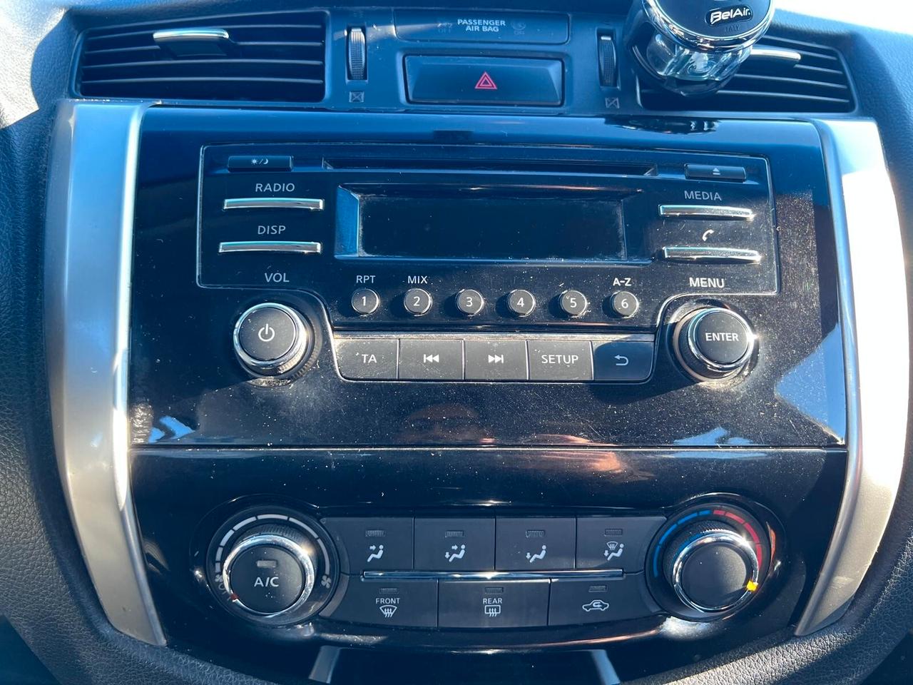 Nissan Navara 2.3 dCi 4WD King Cab Visia