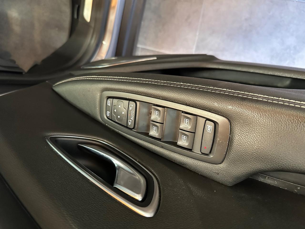 Renault Scenic dCi 130 CV Energy Bose - FULL - GARANZIA