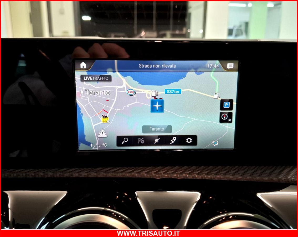 MERCEDES A 180 d 1.5 Aut. Business NEOPATENTATI (TETTO PANORAMICO APRIBILE+FULL LED+PELLE)