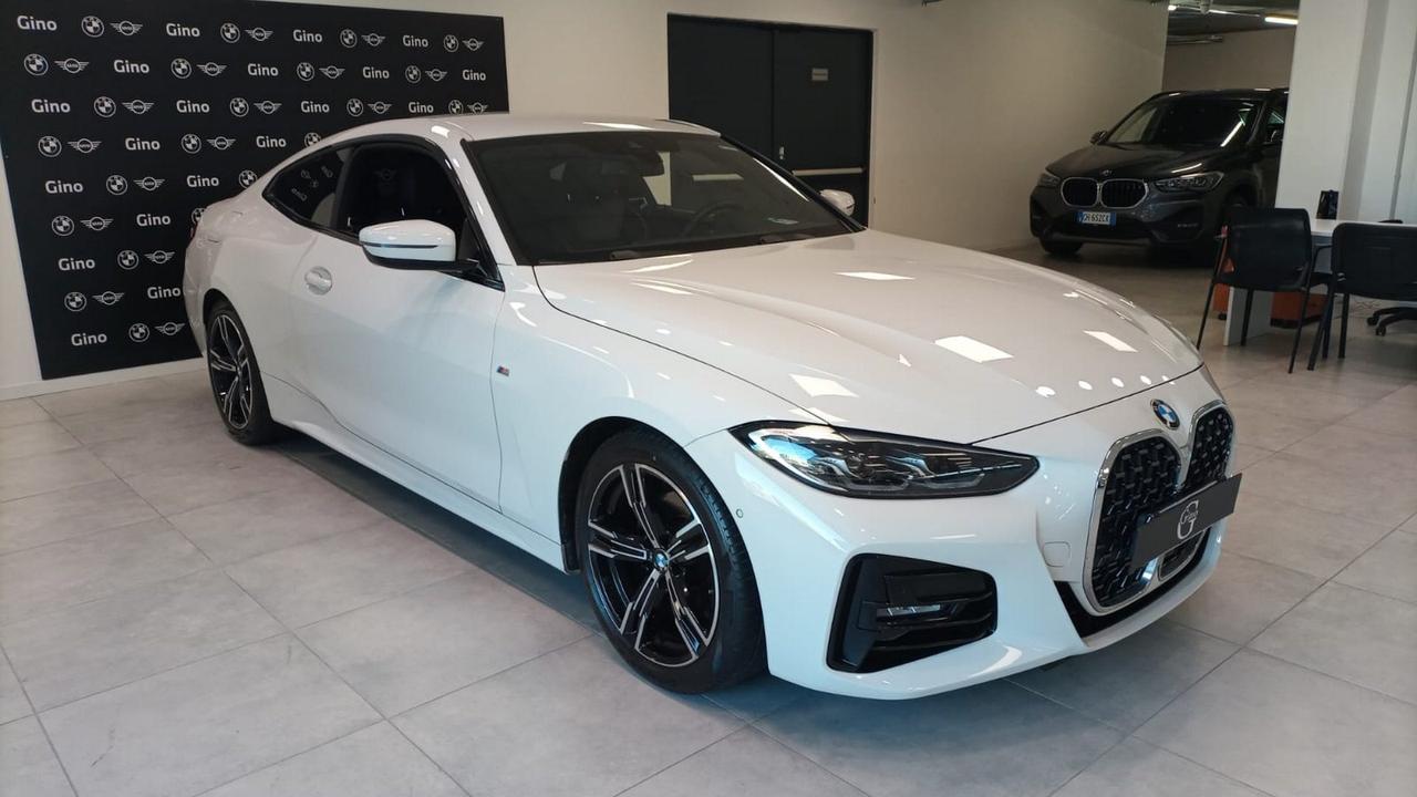 BMW Serie 4 G22 2020 Coupe - 420d Coupe mhev 48V Msport auto