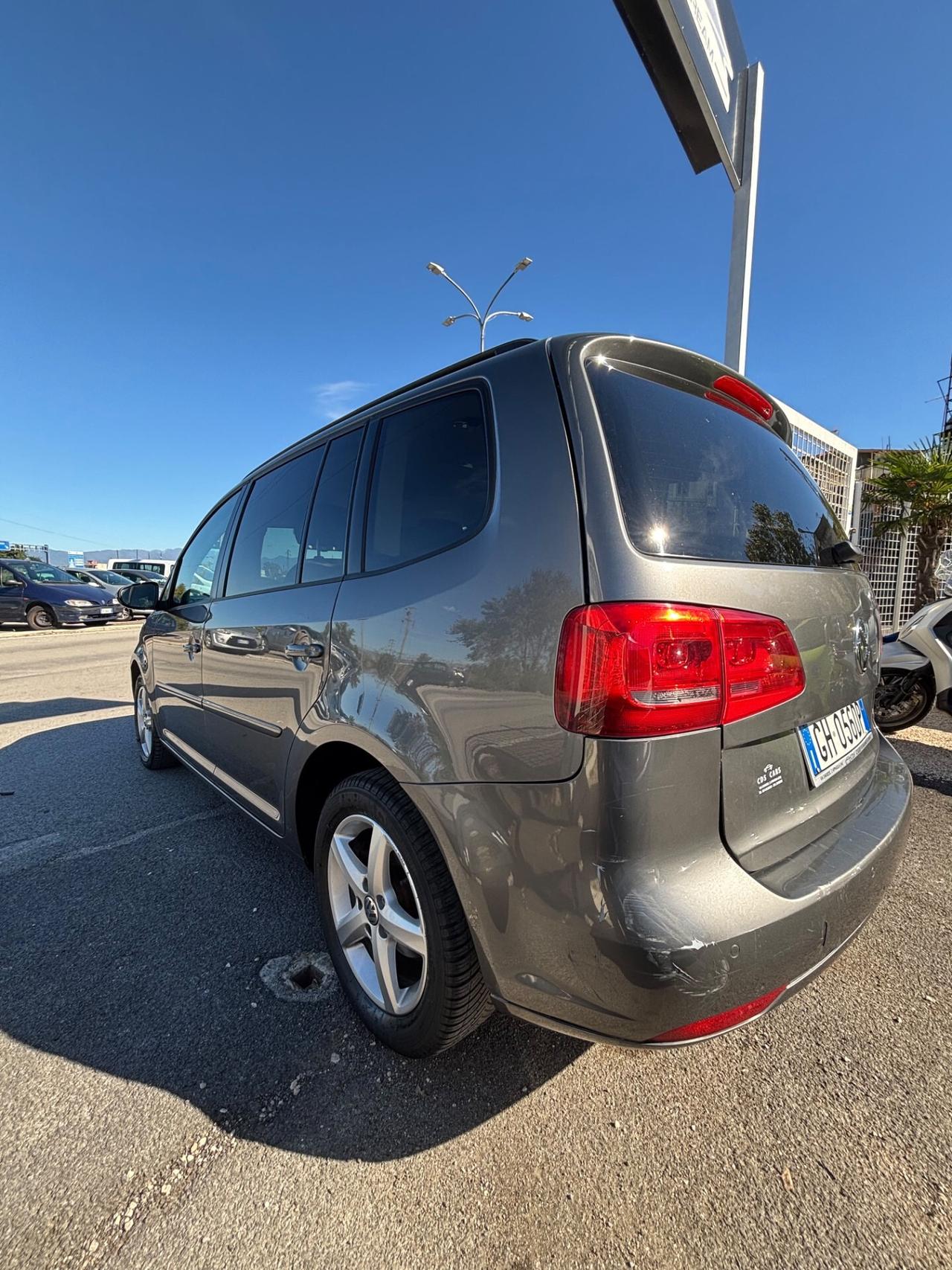 Volkswagen Touran 1.6 TDI DSG Comfortline