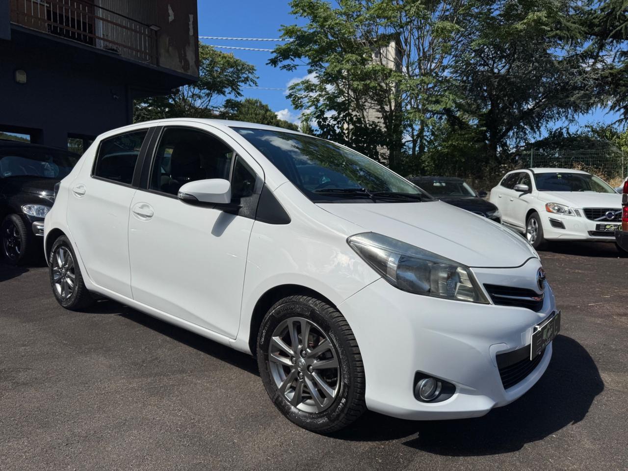 Toyota Yaris 1.0 5 porte Lounge