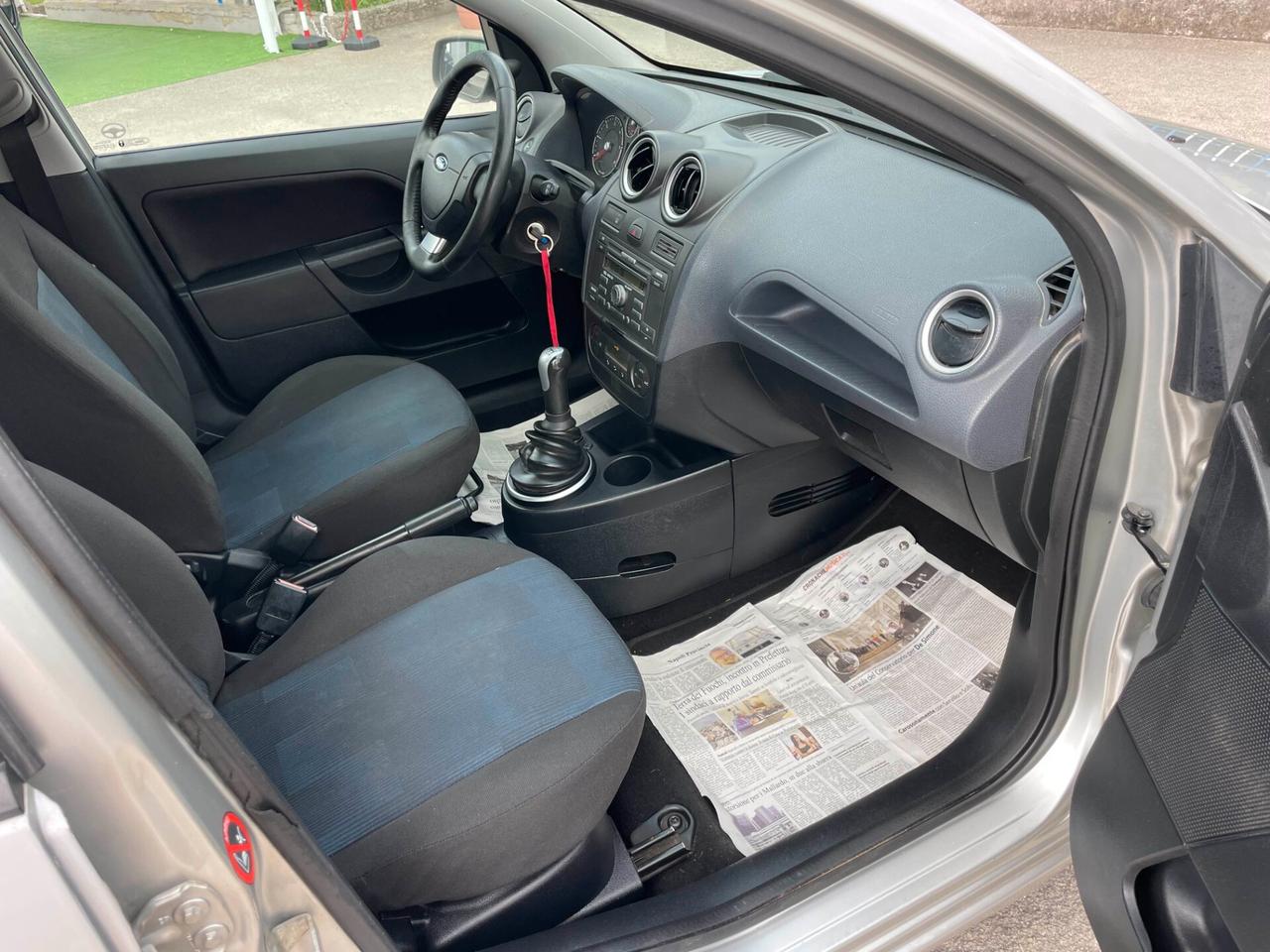 Ford Fiesta 1.4 TDCi 5p. Ghia