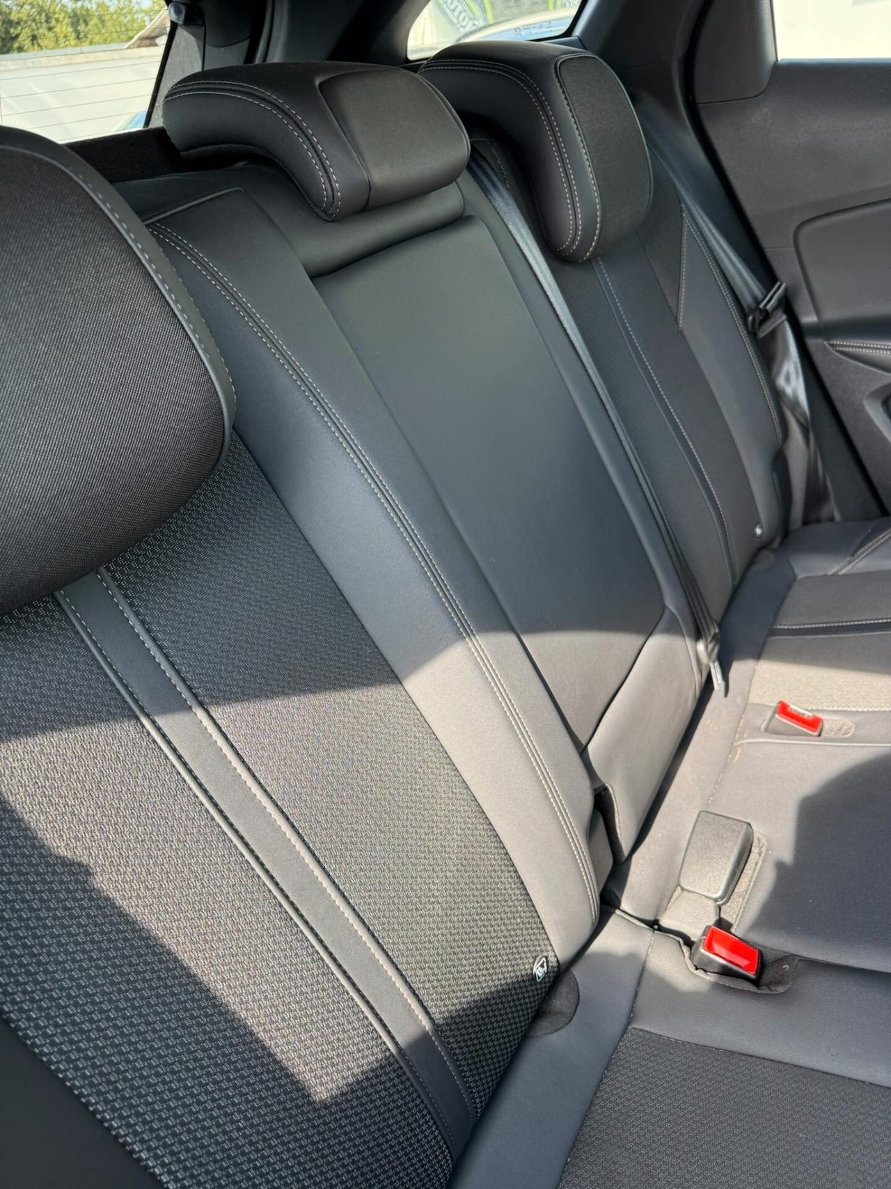 Peugeot 3008 BlueHDi 130 S&S EAT8 GT 01/2023