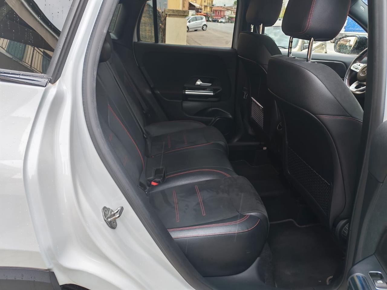 MERCEDES GLA 200 EXECUTIVE PREMIUM